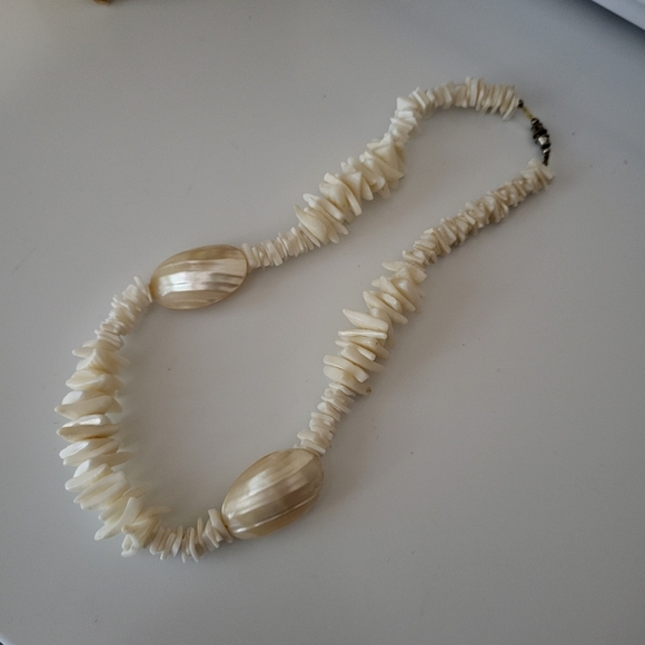 Vintage Mother of Pearl and Puka Shell Necklace - Picture 7 of 16